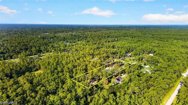 848 DESOTO BLVD S, Naples, FL 34117