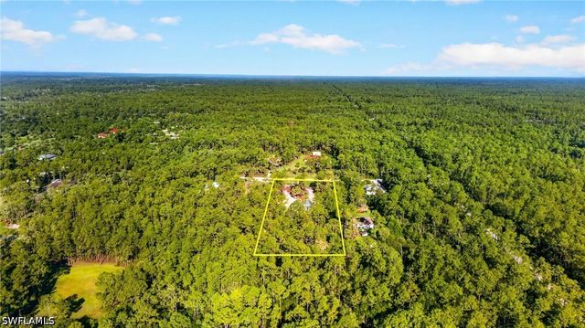 848 DESOTO BLVD S, Naples, FL 34117