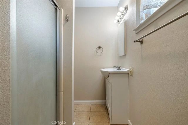 1122 Kensington Drive, Merced, CA 95340