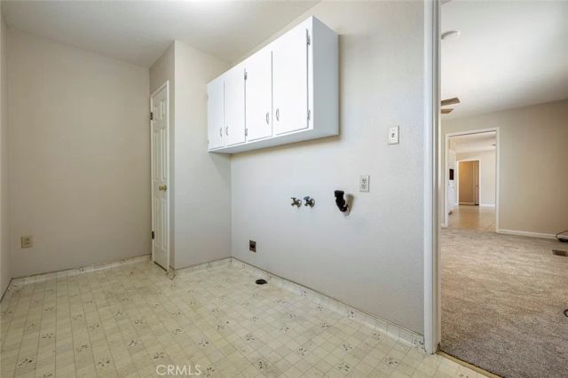 1122 Kensington Drive, Merced, CA 95340