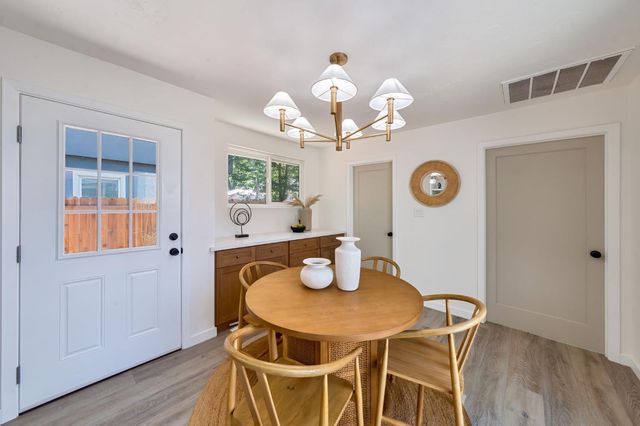 1756 Vallejo Way, Sacramento, CA 95818