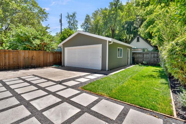 1756 Vallejo Way, Sacramento, CA 95818