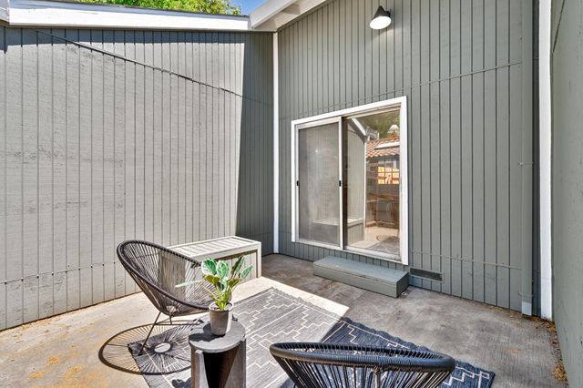 1756 Vallejo Way, Sacramento, CA 95818