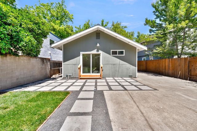 1756 Vallejo Way, Sacramento, CA 95818