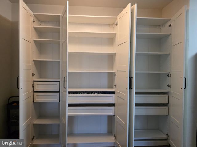 1128 HALIFAX PL, Hamilton, NJ 08619