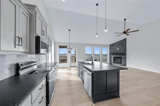 205 NE Hoot Owl Street, Grain Valley, MO 64029