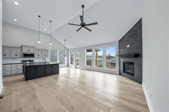 205 NE Hoot Owl Street, Grain Valley, MO 64029