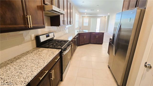 5912 Bruselas Street, Las Vegas, NV 89113