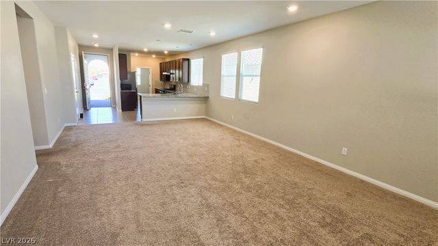 5912 Bruselas Street, Las Vegas, NV 89113