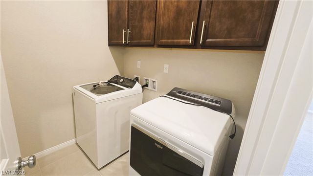 5912 Bruselas Street, Las Vegas, NV 89113