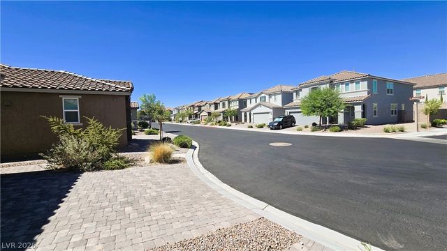 5912 Bruselas Street, Las Vegas, NV 89113