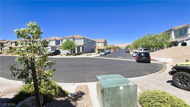 5912 Bruselas Street, Las Vegas, NV 89113