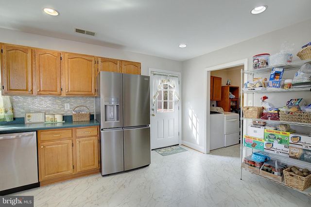 8328 D ST, Chesapeake Beach, MD 20732