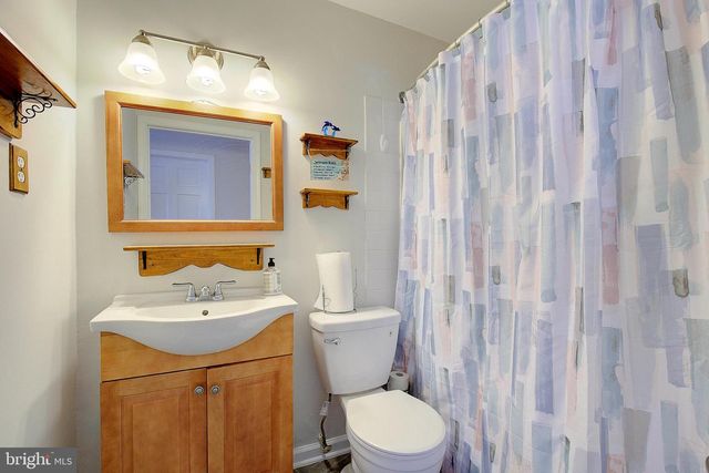 8328 D ST, Chesapeake Beach, MD 20732