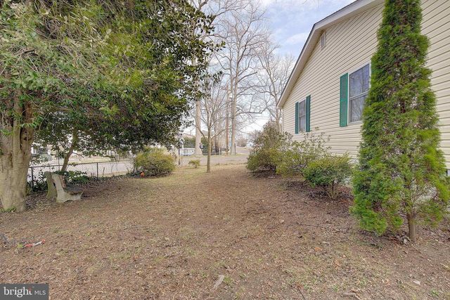 8328 D ST, Chesapeake Beach, MD 20732