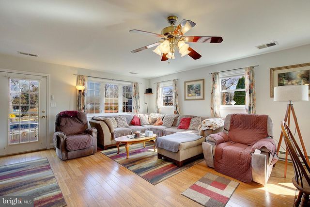 8328 D ST, Chesapeake Beach, MD 20732