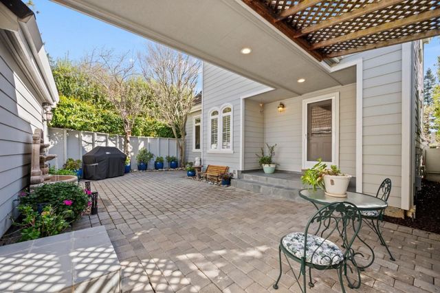 760 Partridge Avenue, Menlo Park, CA 94025