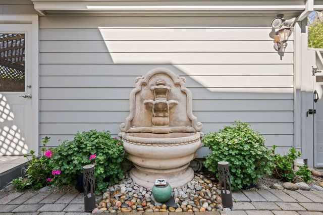 760 Partridge Avenue, Menlo Park, CA 94025