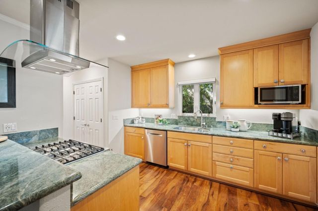 760 Partridge Avenue, Menlo Park, CA 94025