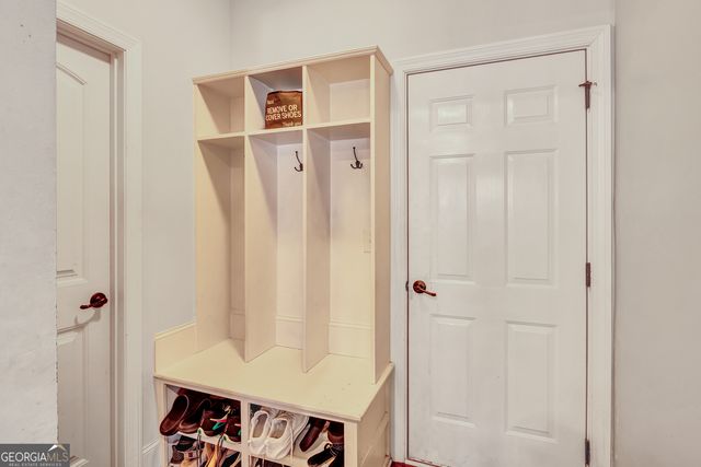 1854 Heatherbrooke Court NW, Acworth, GA 30101