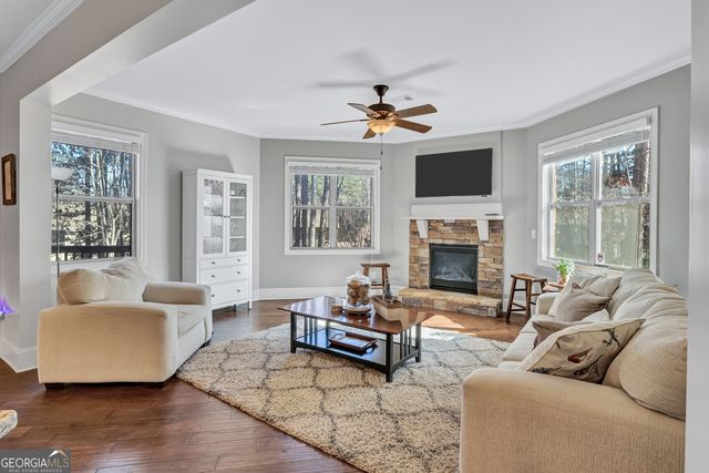 1854 Heatherbrooke Court NW, Acworth, GA 30101