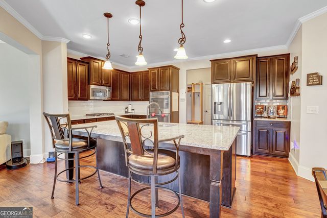 1854 Heatherbrooke Court NW, Acworth, GA 30101