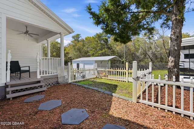 5444 Us Highway 17, Deleon Springs, FL 32130