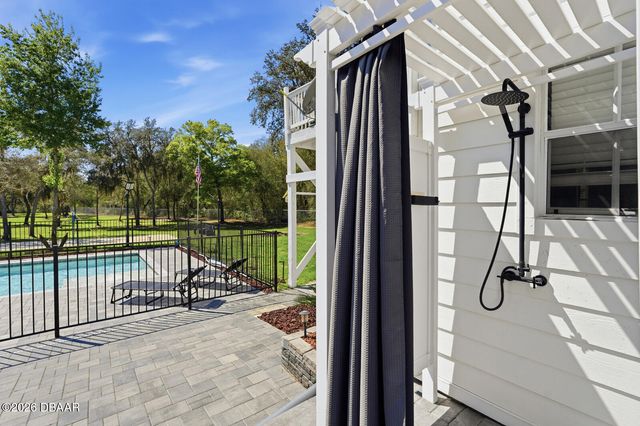 5444 Us Highway 17, Deleon Springs, FL 32130