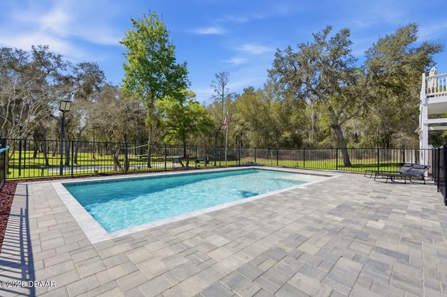 5444 Us Highway 17, Deleon Springs, FL 32130