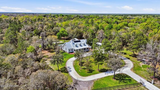 5444 Us Highway 17, Deleon Springs, FL 32130