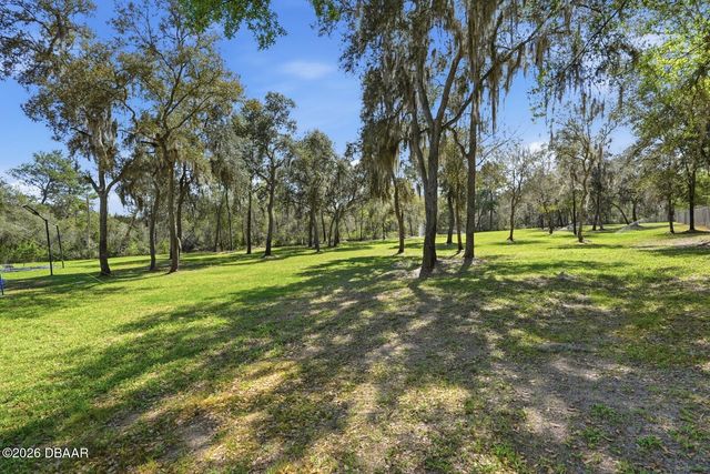 5444 Us Highway 17, Deleon Springs, FL 32130