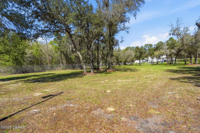 5444 Us Highway 17, Deleon Springs, FL 32130