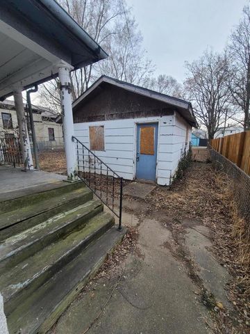 369 S 4th Avenue, Kankakee, IL 60901