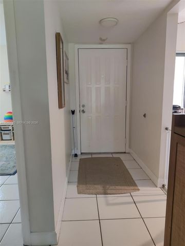 300 E Club Cir 108, Boca Raton, FL 33487