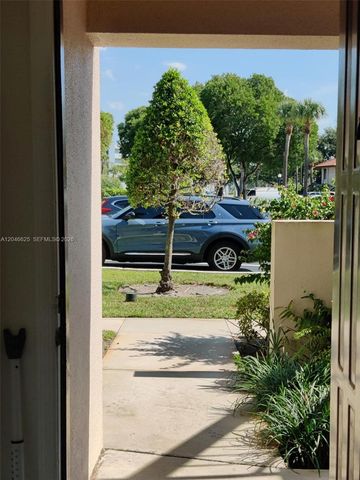 300 E Club Cir 108, Boca Raton, FL 33487