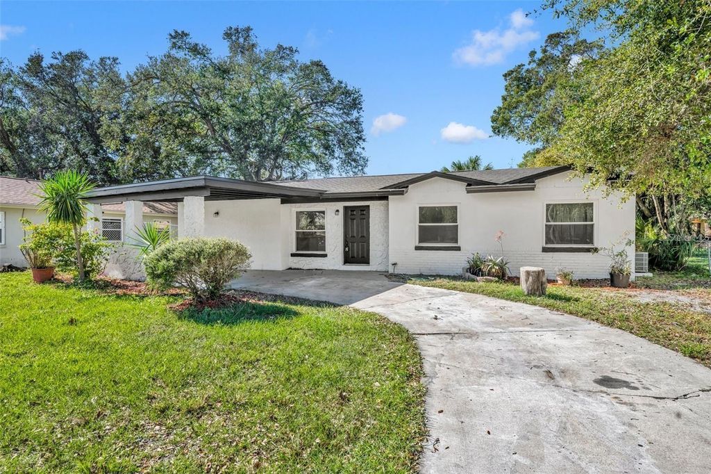 920 LOCKHART STREET, Daytona Beach, FL 32114