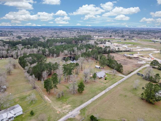 466 Emanuel Road, Goodrich, TX 77335