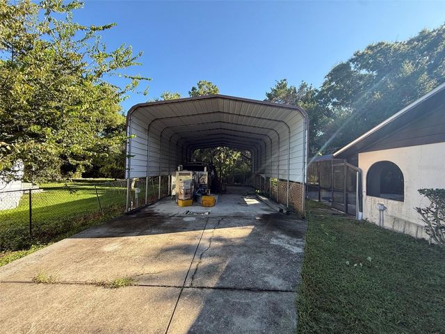 11813 OCKLAWAHA DRIVE, Leesburg, FL 34788