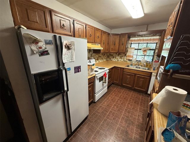 11813 OCKLAWAHA DRIVE, Leesburg, FL 34788