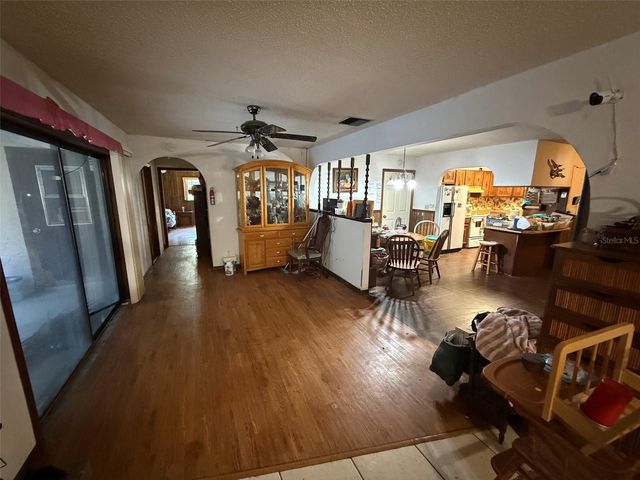 11813 OCKLAWAHA DRIVE, Leesburg, FL 34788