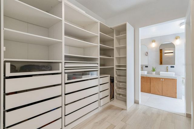 106 TRES HERMANOS, San Juan, PR 00907