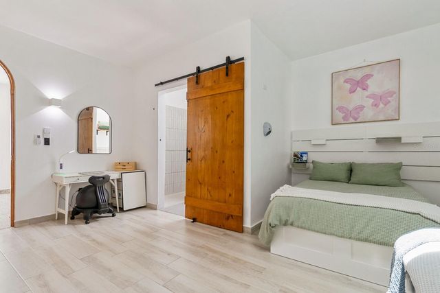 106 TRES HERMANOS, San Juan, PR 00907