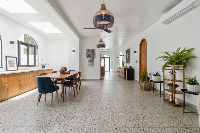 106 TRES HERMANOS, San Juan, PR 00907