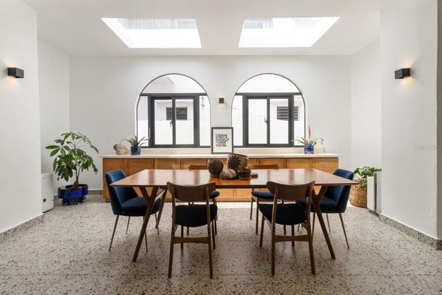 106 TRES HERMANOS, San Juan, PR 00907