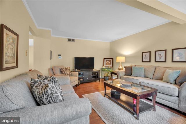 14 WASHBURNE AVE, Berlin, NJ 08009
