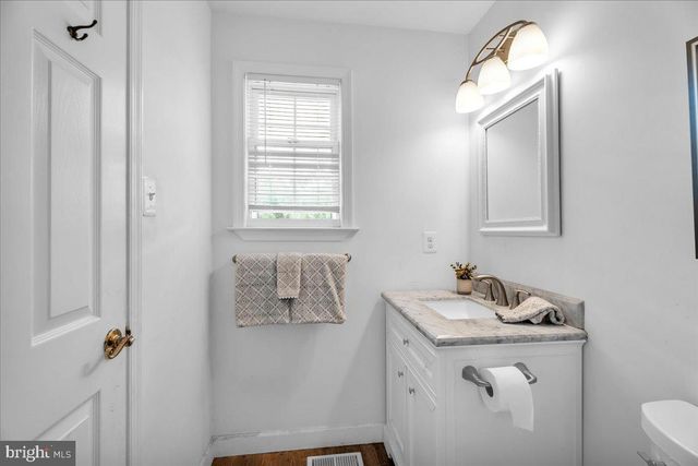 14 WASHBURNE AVE, Berlin, NJ 08009