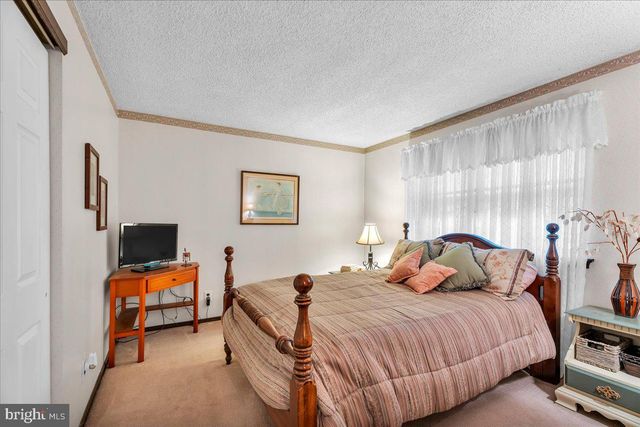 14 WASHBURNE AVE, Berlin, NJ 08009