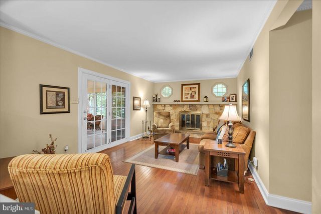 14 WASHBURNE AVE, Berlin, NJ 08009