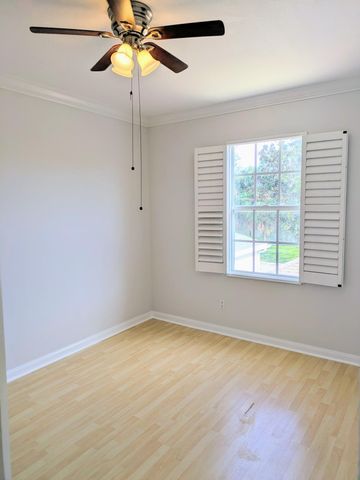 143 Middlebury Drive, Jupiter, FL 33458
