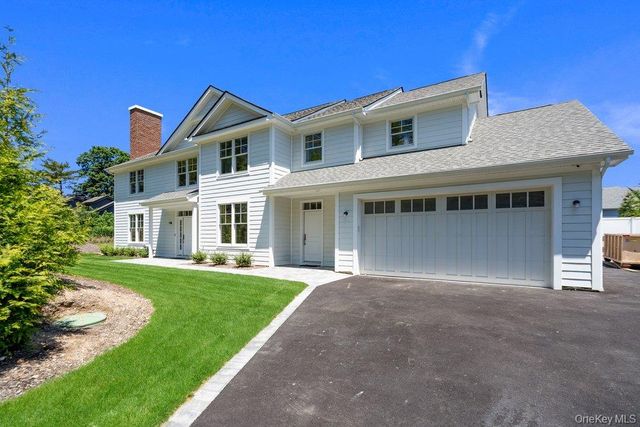 44 Plainview Road, Woodbury, NY 11797